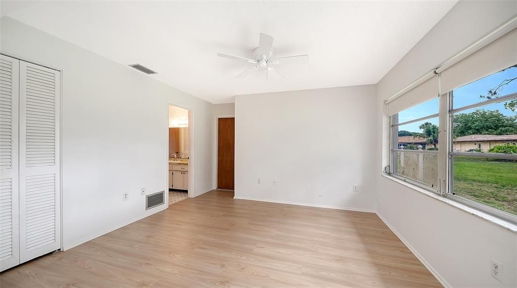 En Venta: $245,000 (2 camas, 2 baños, 1498 Pies cuadrados)