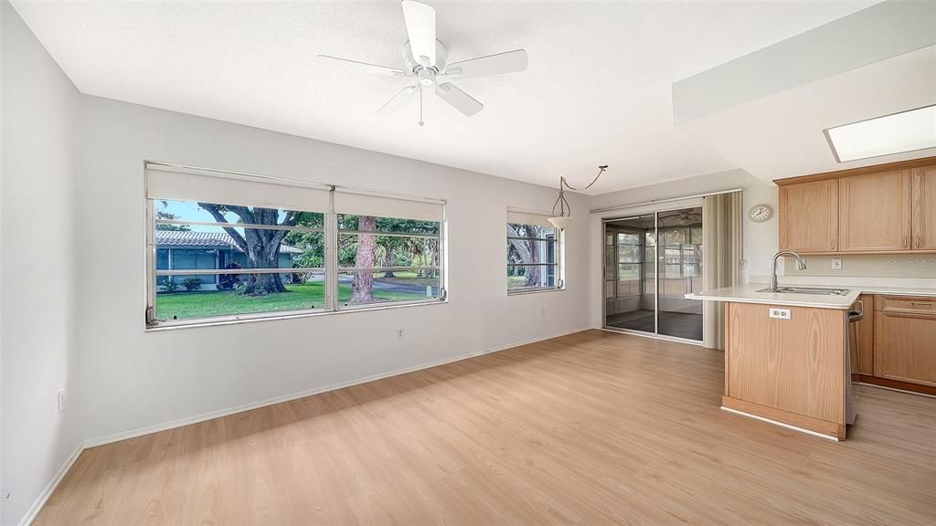 En Venta: $245,000 (2 camas, 2 baños, 1498 Pies cuadrados)