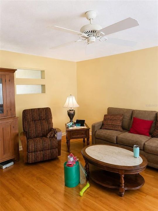 For Sale: $299,000 (3 beds, 2 baths, 1530 Square Feet)