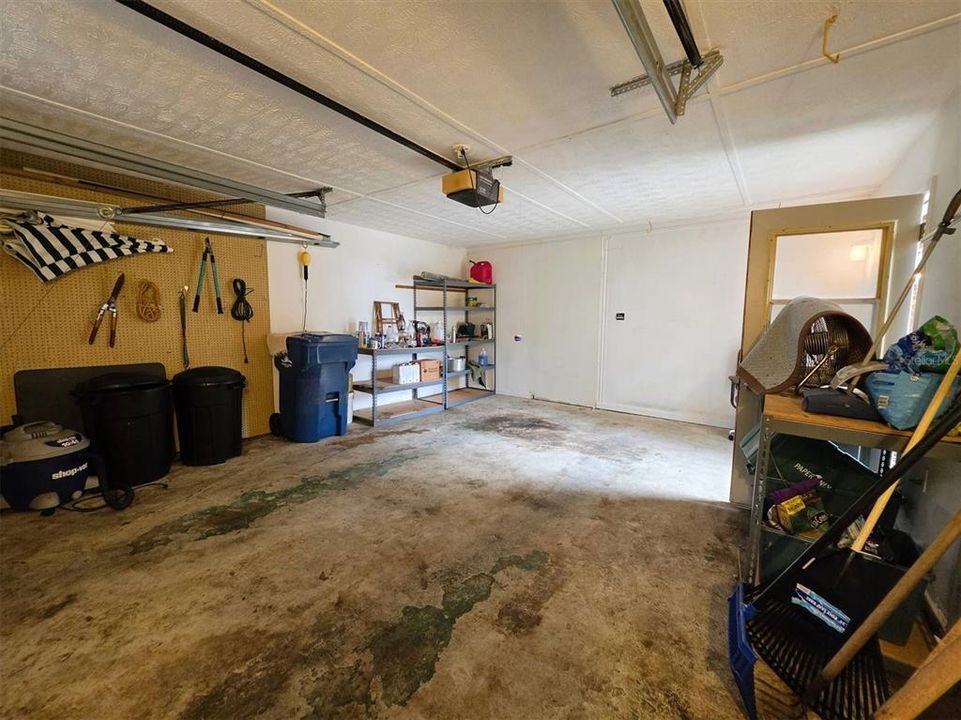 For Sale: $299,000 (3 beds, 2 baths, 1530 Square Feet)