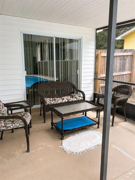 For Sale: $299,000 (3 beds, 2 baths, 1530 Square Feet)