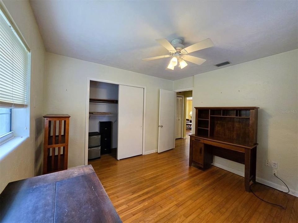 For Sale: $299,000 (3 beds, 2 baths, 1530 Square Feet)