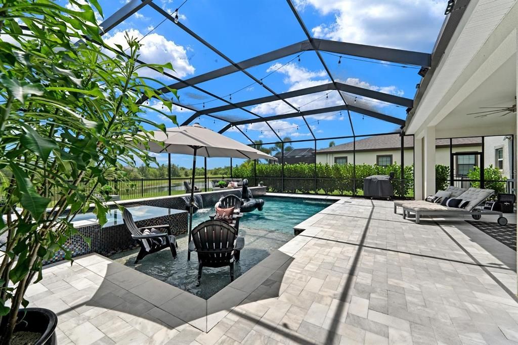For Sale: $925,000 (5 beds, 4 baths, 3565 Square Feet)