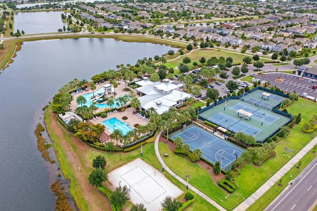 For Sale: $925,000 (5 beds, 4 baths, 3565 Square Feet)