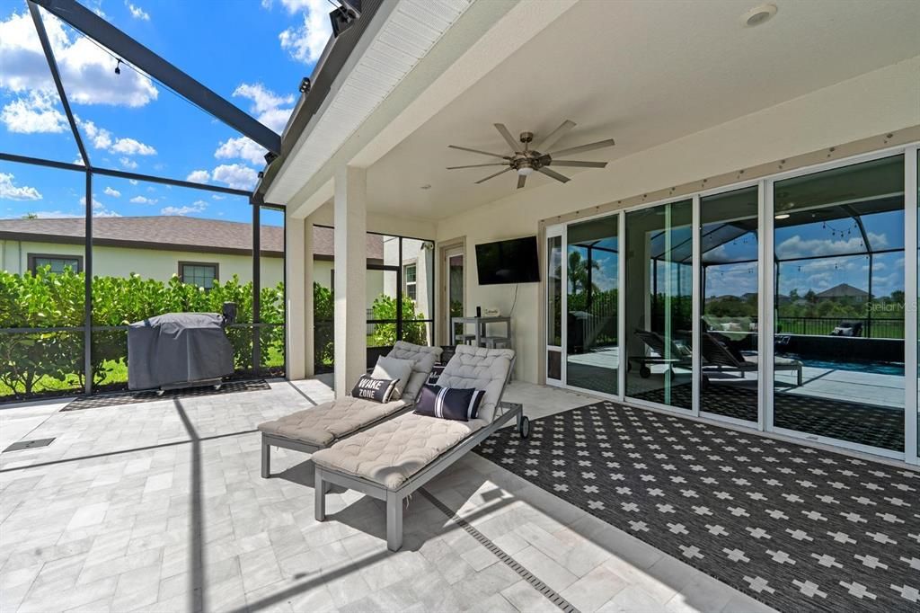 For Sale: $925,000 (5 beds, 4 baths, 3565 Square Feet)