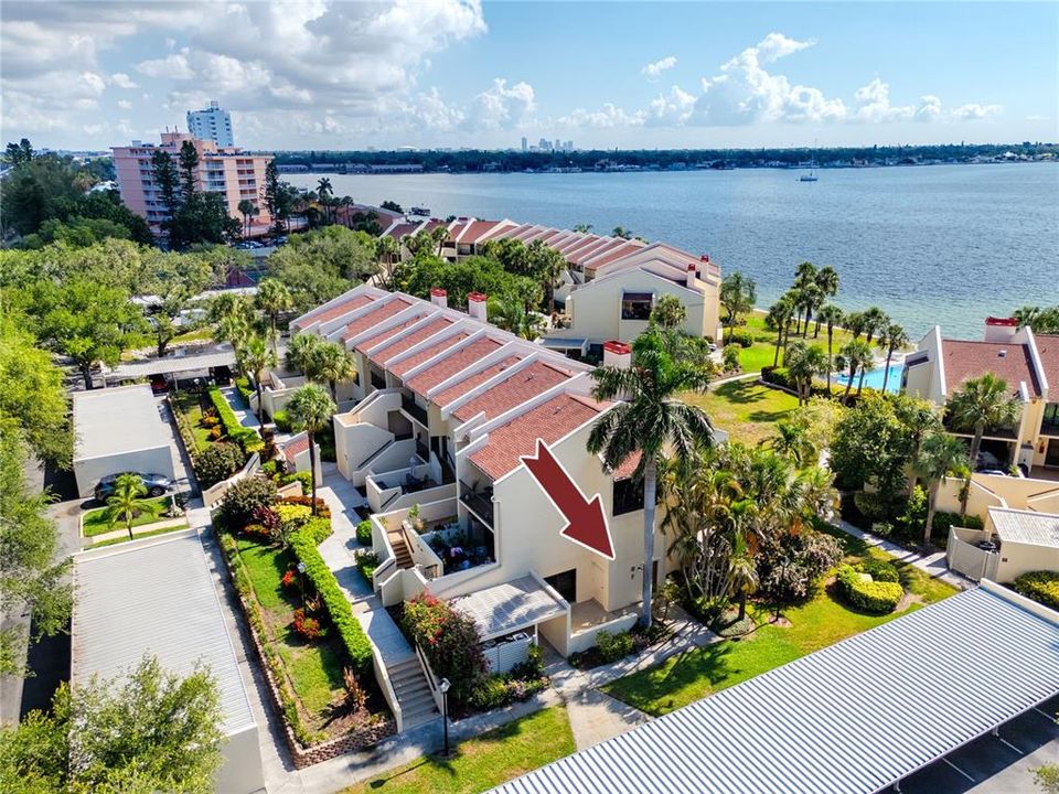 For Sale: $469,900 (2 beds, 2 baths, 1315 Square Feet)