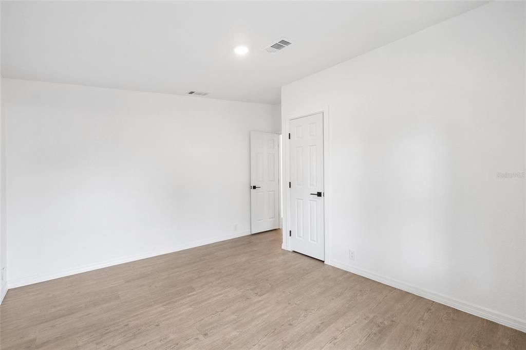 На продажу: $249,900 (3 спален, 2 ванн, 1720 Квадратных фут)