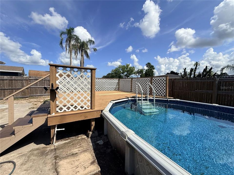 For Rent: $1,595 (2 beds, 1 baths, 1038 Square Feet)
