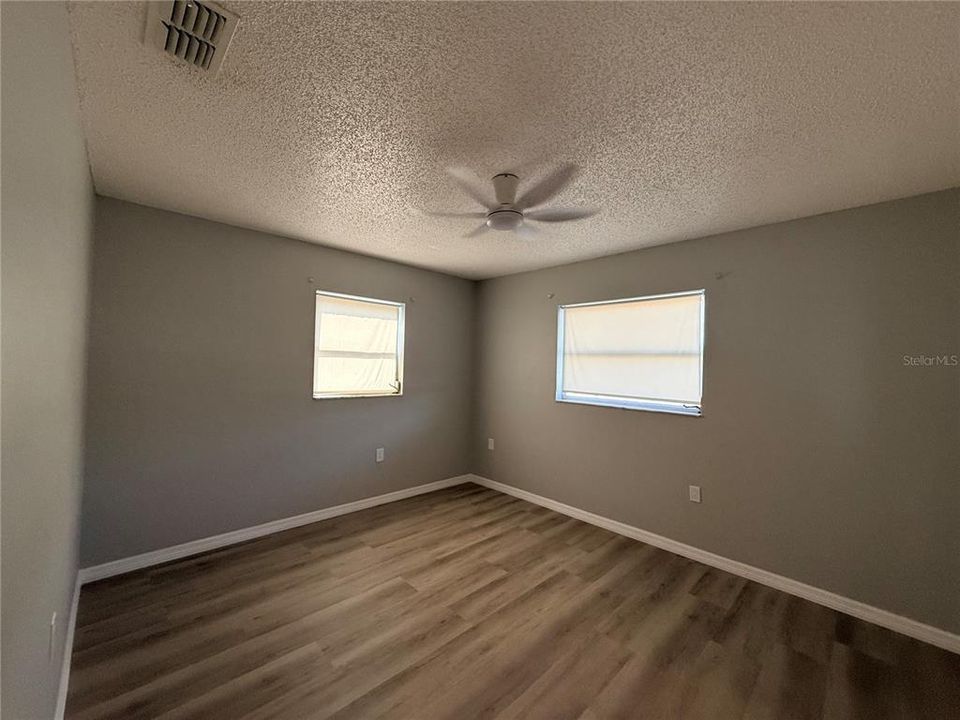 For Rent: $1,595 (2 beds, 1 baths, 1038 Square Feet)