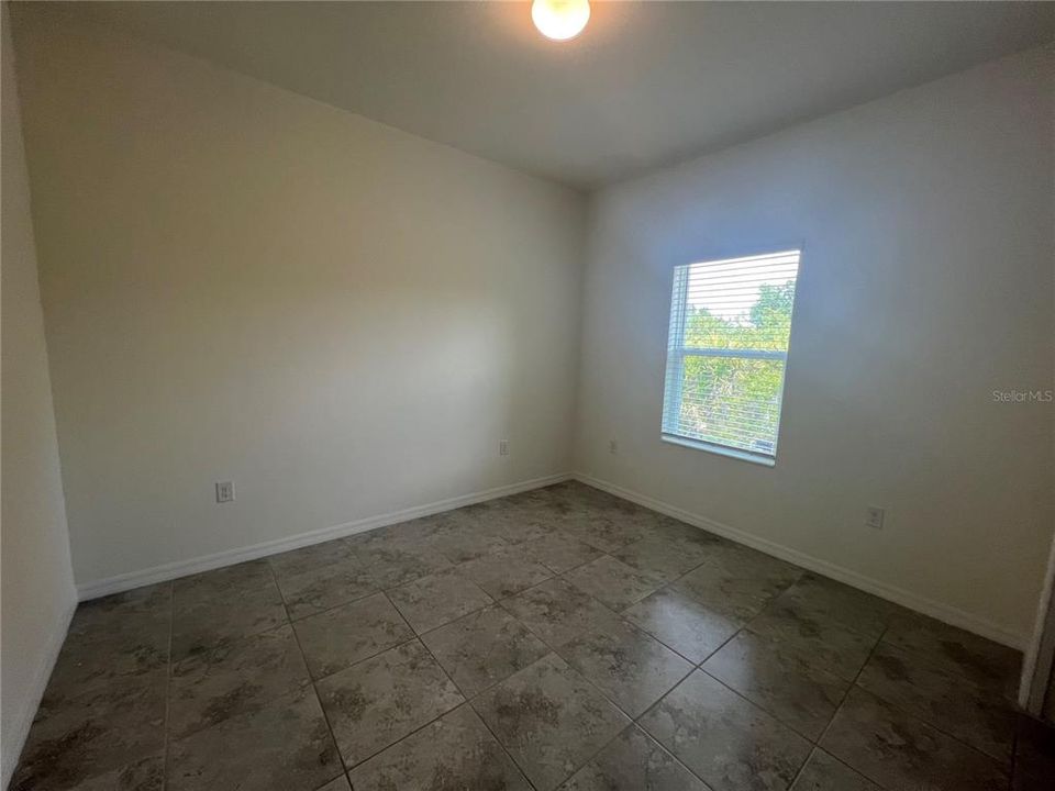 For Rent: $1,800 (3 beds, 2 baths, 1585 Square Feet)
