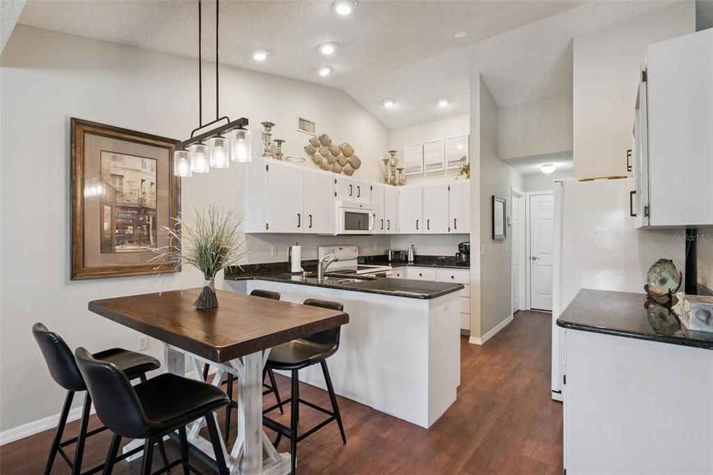 For Sale: $393,000 (3 beds, 2 baths, 1728 Square Feet)
