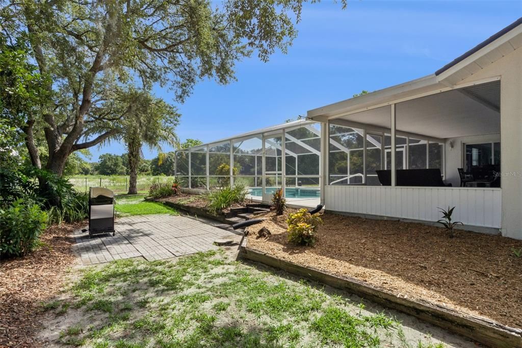 For Sale: $393,000 (3 beds, 2 baths, 1728 Square Feet)