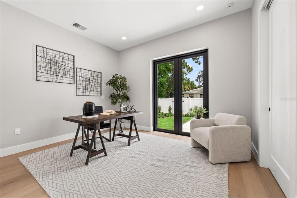 For Sale: $1,639,000 (5 beds, 4 baths, 3497 Square Feet)