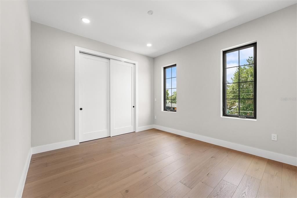 For Sale: $1,639,000 (5 beds, 4 baths, 3497 Square Feet)