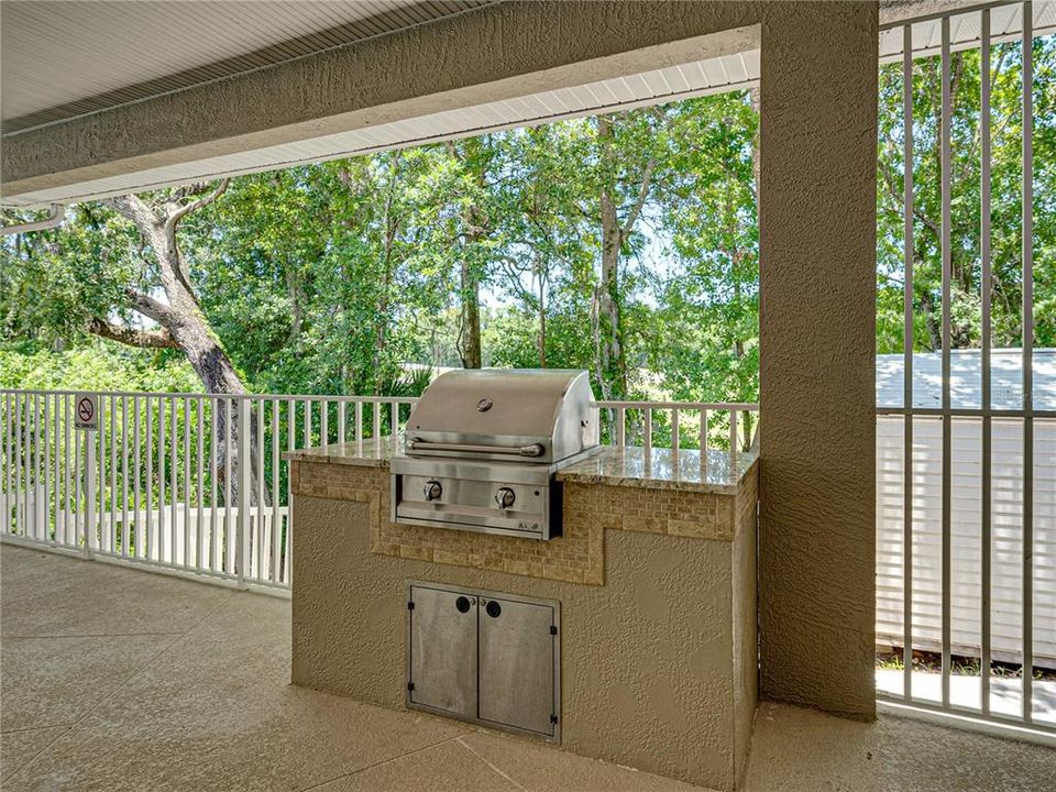 En Venta: $387,000 (4 camas, 2 baños, 2098 Pies cuadrados)