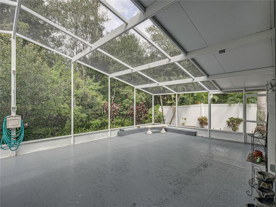 En Venta: $387,000 (4 camas, 2 baños, 2098 Pies cuadrados)