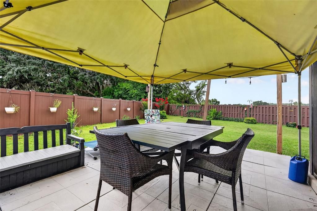 For Sale: $400,000 (4 beds, 2 baths, 1978 Square Feet)