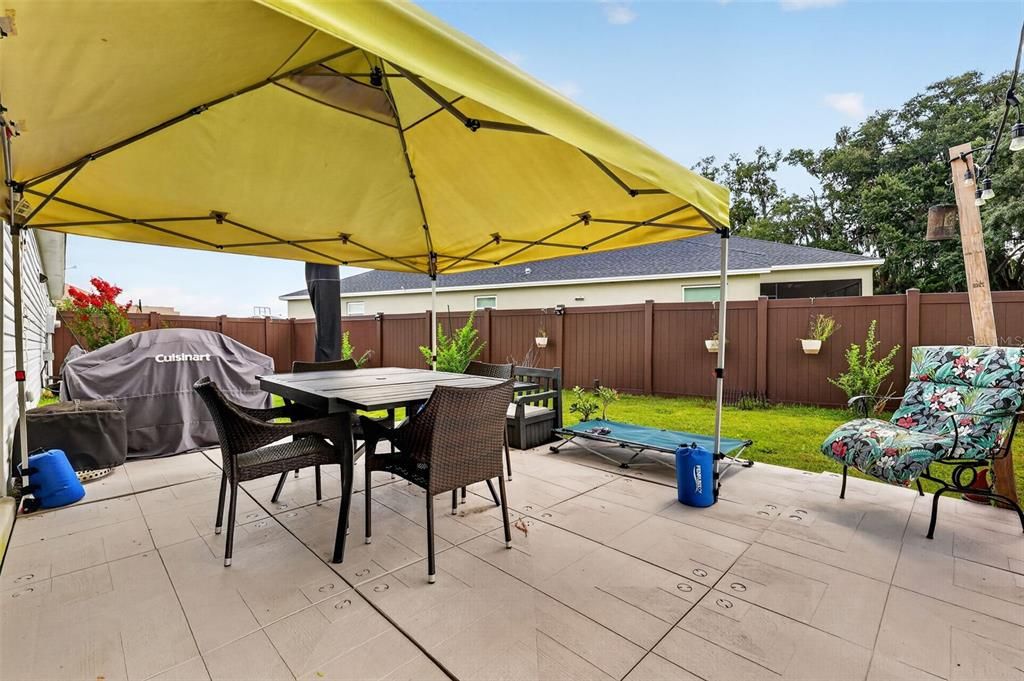 For Sale: $400,000 (4 beds, 2 baths, 1978 Square Feet)