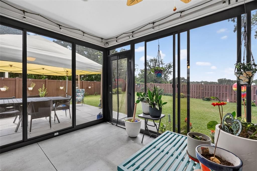 For Sale: $400,000 (4 beds, 2 baths, 1978 Square Feet)