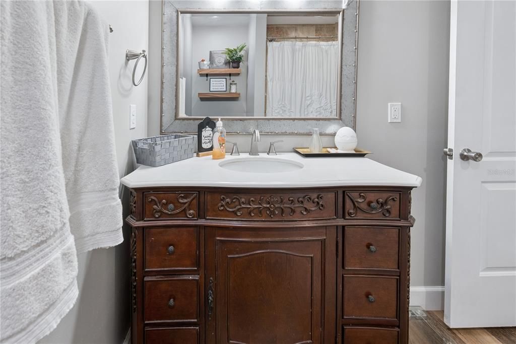 For Sale: $450,000 (3 beds, 2 baths, 1730 Square Feet)