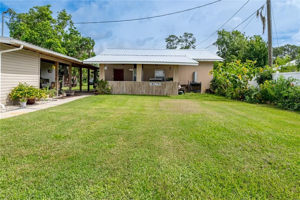 For Sale: $450,000 (3 beds, 2 baths, 1730 Square Feet)