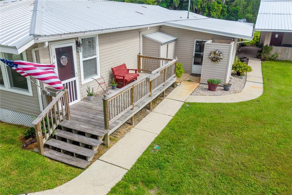 For Sale: $450,000 (3 beds, 2 baths, 1730 Square Feet)