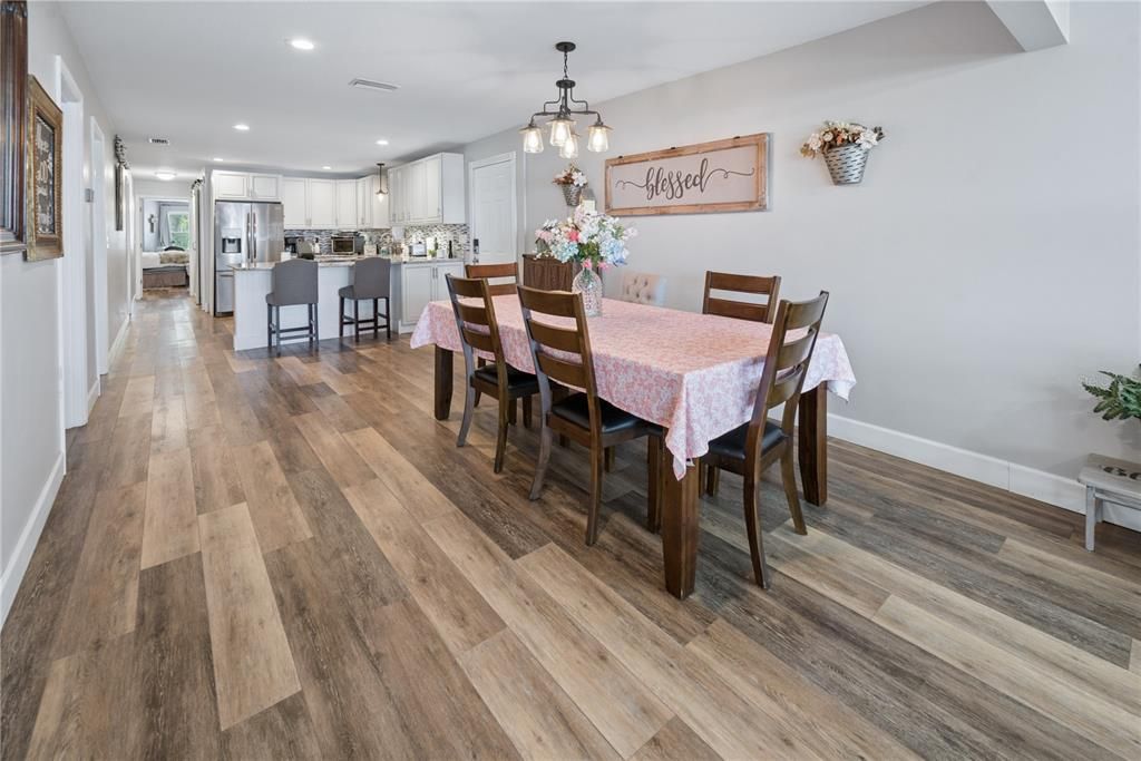 For Sale: $450,000 (3 beds, 2 baths, 1730 Square Feet)