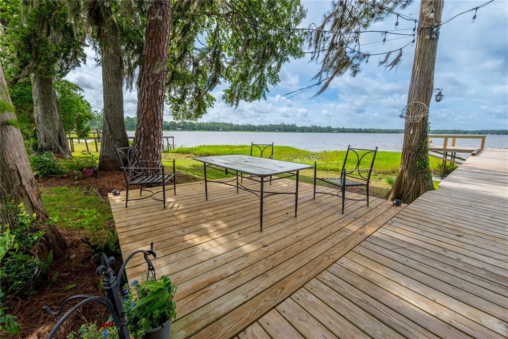 For Sale: $450,000 (3 beds, 2 baths, 1730 Square Feet)