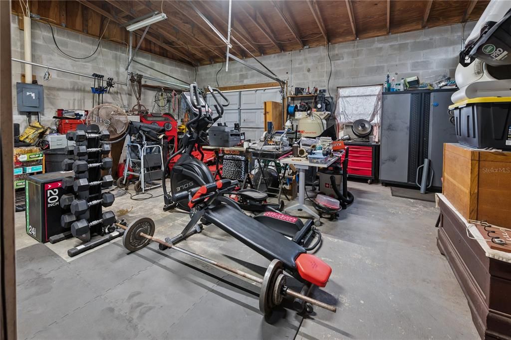 For Sale: $450,000 (3 beds, 2 baths, 1730 Square Feet)