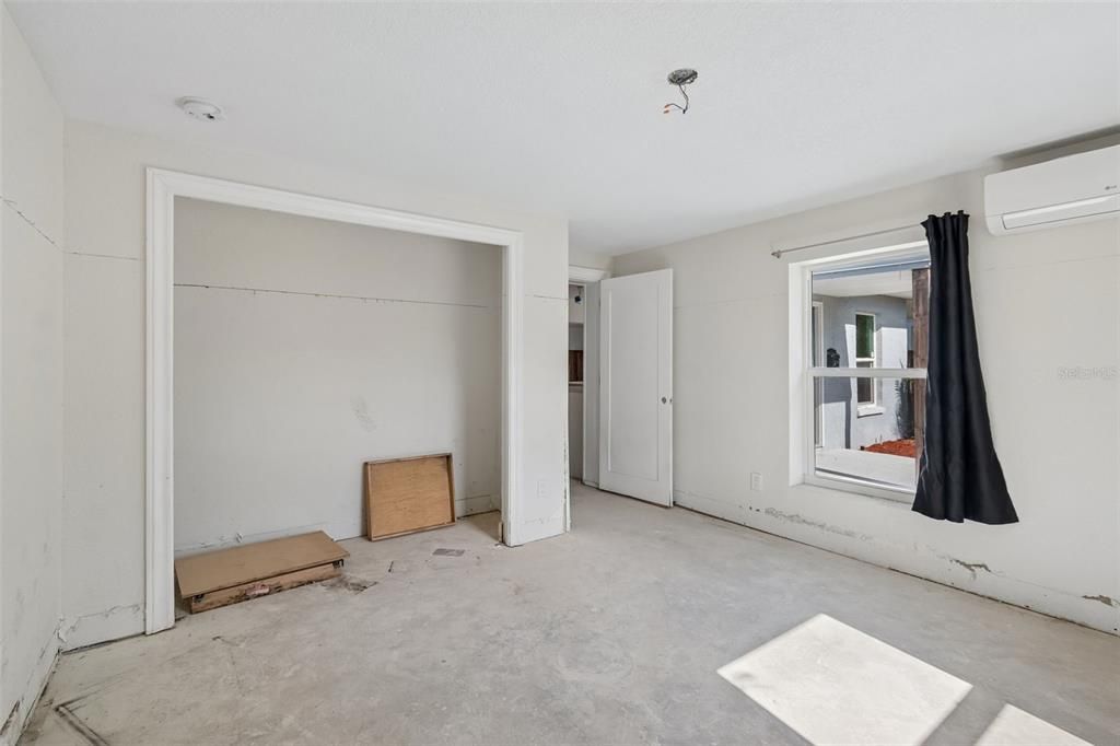 На продажу: $265,000 (3 спален, 2 ванн, 1537 Квадратных фут)