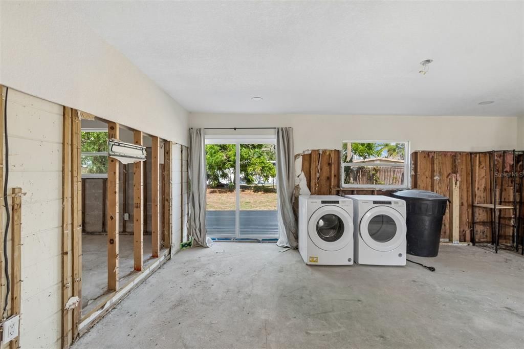 На продажу: $265,000 (3 спален, 2 ванн, 1537 Квадратных фут)