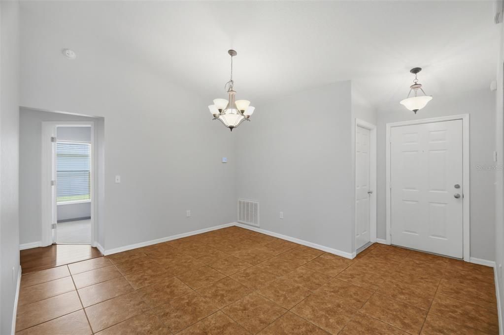 En Venta: $262,000 (3 camas, 2 baños, 1248 Pies cuadrados)