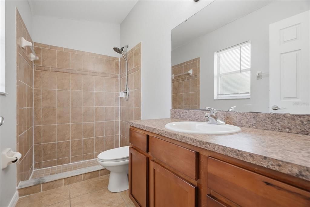 En Venta: $262,000 (3 camas, 2 baños, 1248 Pies cuadrados)