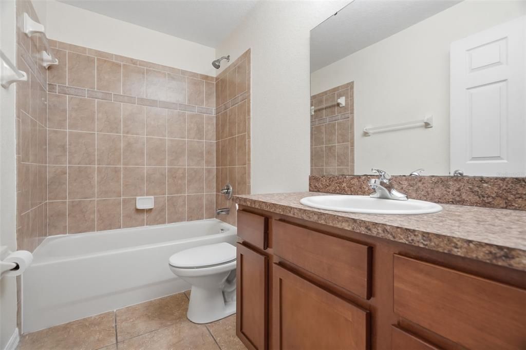 En Venta: $262,000 (3 camas, 2 baños, 1248 Pies cuadrados)