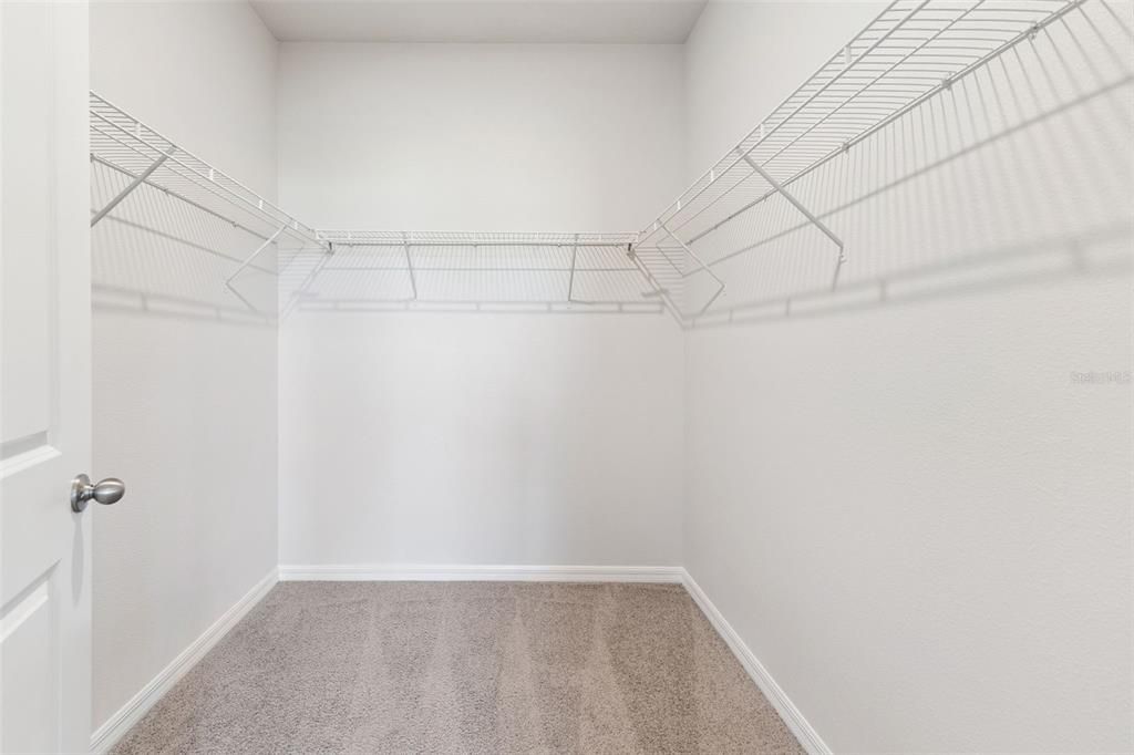 En Venta: $285,000 (3 camas, 2 baños, 1655 Pies cuadrados)