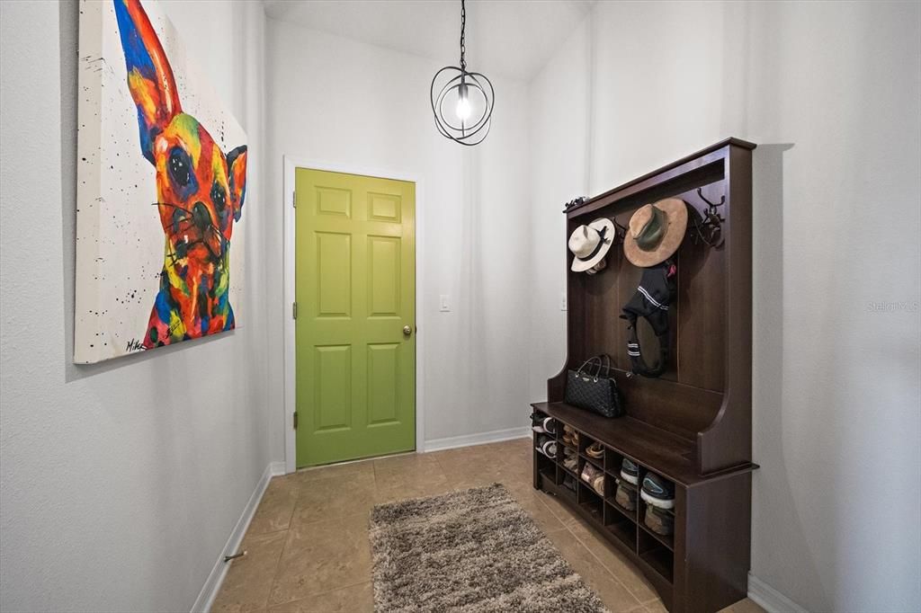 For Sale: $949,000 (5 beds, 5 baths, 4027 Square Feet)