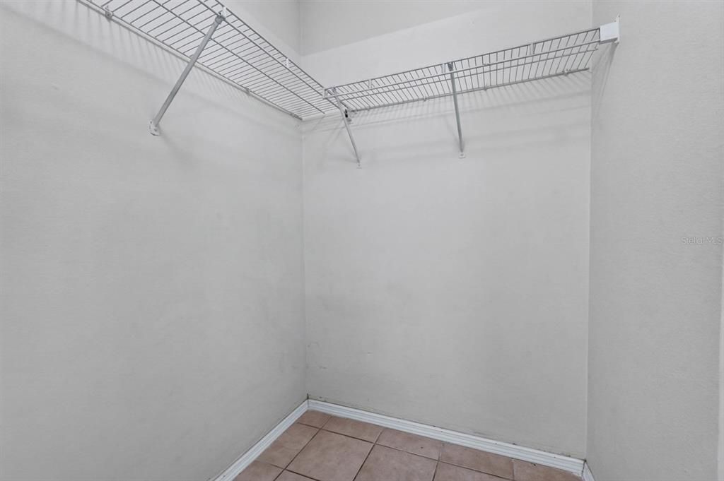 For Sale: $365,000 (3 beds, 2 baths, 1470 Square Feet)