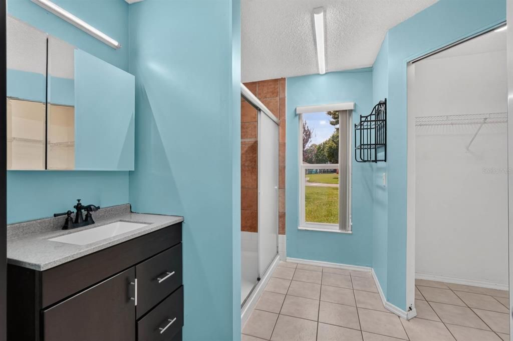 For Sale: $365,000 (3 beds, 2 baths, 1470 Square Feet)