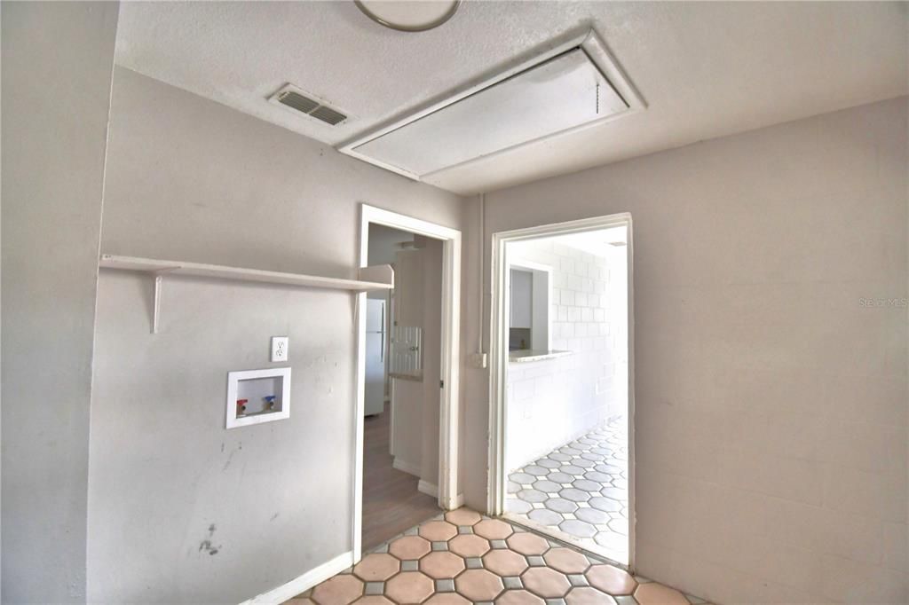 En Venta: $225,000 (3 camas, 1 baños, 1081 Pies cuadrados)