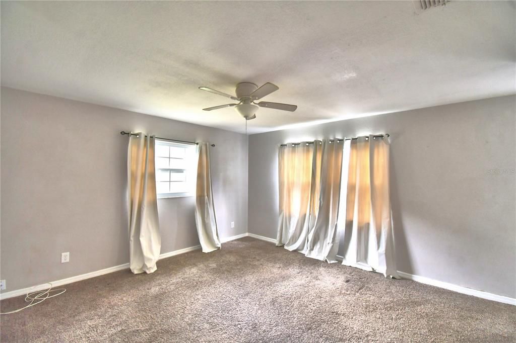 En Venta: $225,000 (3 camas, 1 baños, 1081 Pies cuadrados)