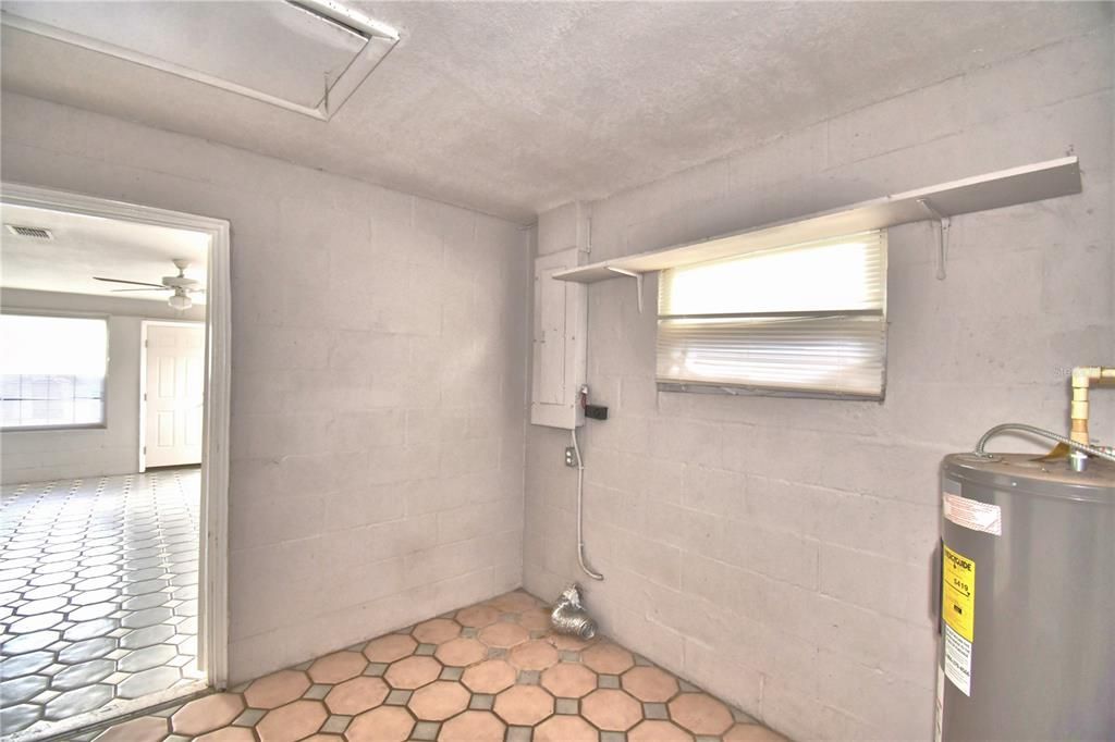 En Venta: $225,000 (3 camas, 1 baños, 1081 Pies cuadrados)