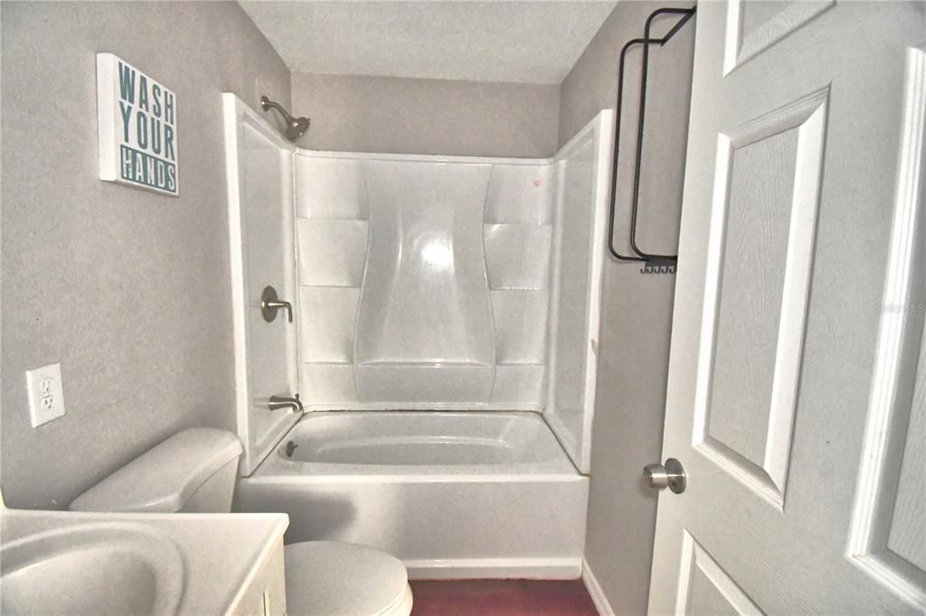 En Venta: $225,000 (3 camas, 1 baños, 1081 Pies cuadrados)