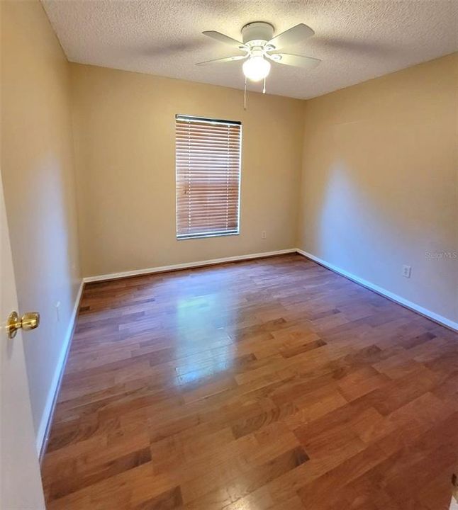 For Rent: $1,900 (3 beds, 2 baths, 1165 Square Feet)
