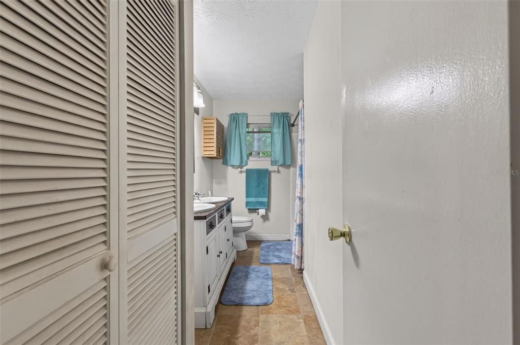 For Sale: $231,750 (3 beds, 1 baths, 1628 Square Feet)