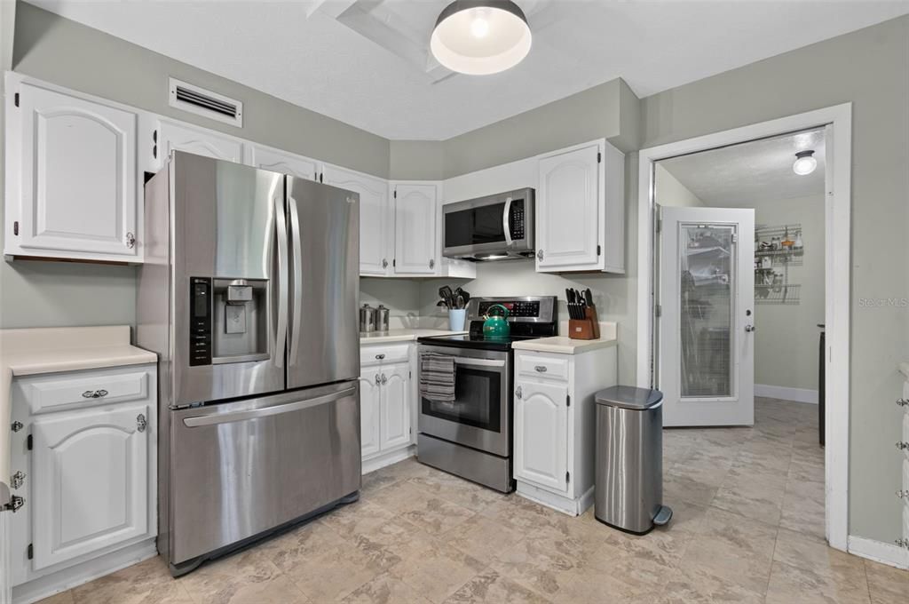For Sale: $231,750 (3 beds, 1 baths, 1628 Square Feet)