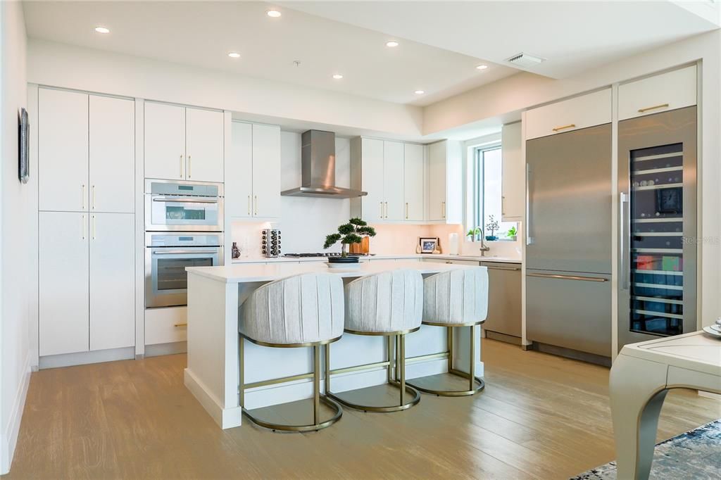 For Rent: $14,000 (3 beds, 3 baths, 2890 Square Feet)