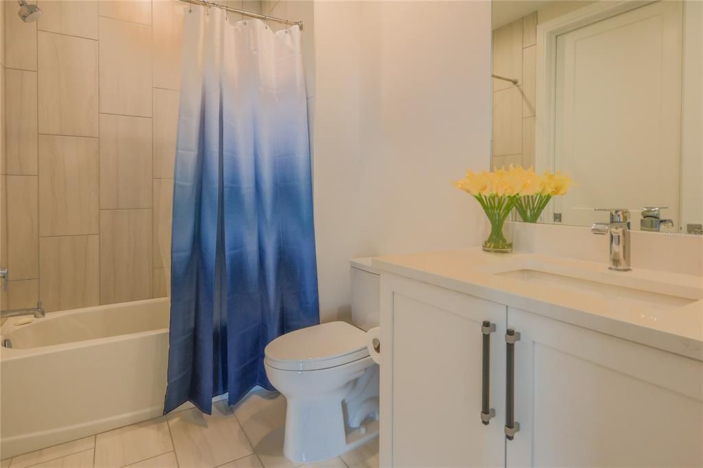 For Rent: $14,000 (3 beds, 3 baths, 2890 Square Feet)