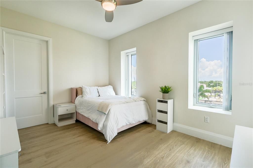 For Rent: $14,000 (3 beds, 3 baths, 2890 Square Feet)