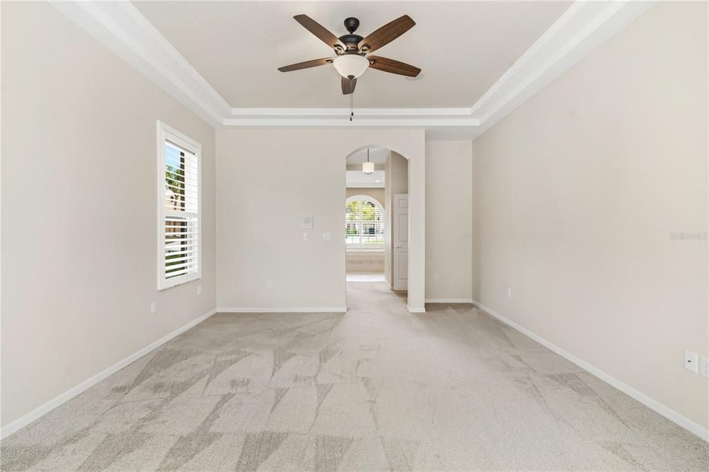 En Venta: $569,000 (3 camas, 2 baños, 2914 Pies cuadrados)