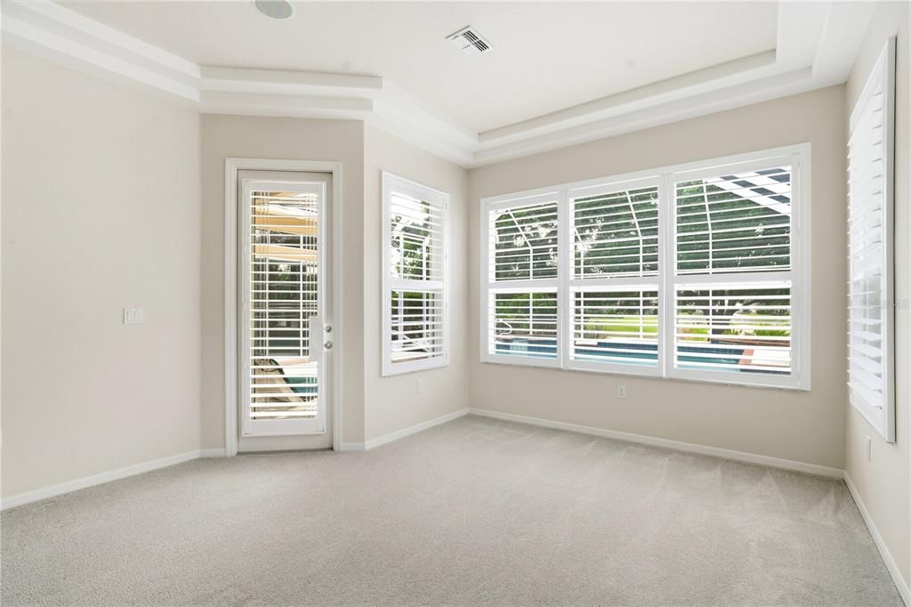 En Venta: $569,000 (3 camas, 2 baños, 2914 Pies cuadrados)